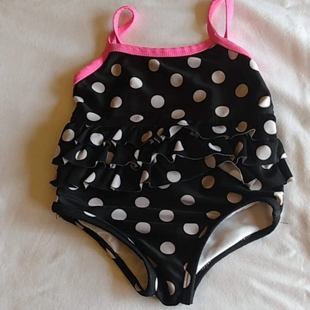 *Carter’s One-Piece Swimsuit‎ – Kids – Pink/Black – Size 18m